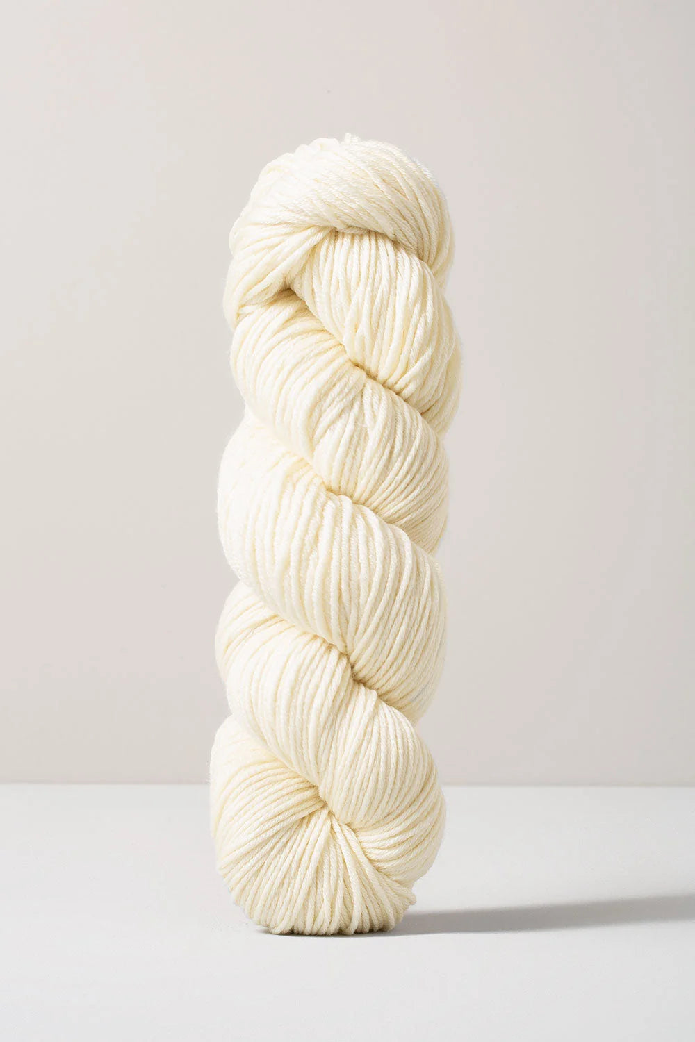 Urth Yarns 16 Worsted