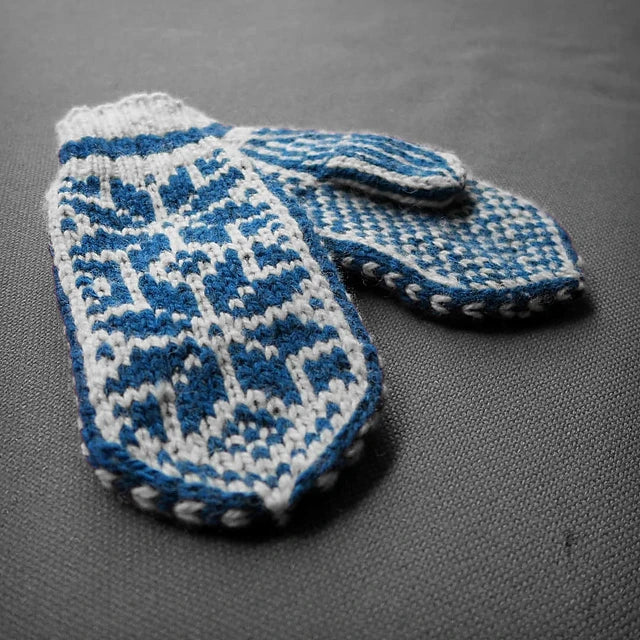 Speedy Selbu Mittens Kit