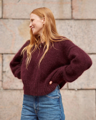 Nordic Chic: Knitting a Modern Wardrobe by Leeni Hoimela