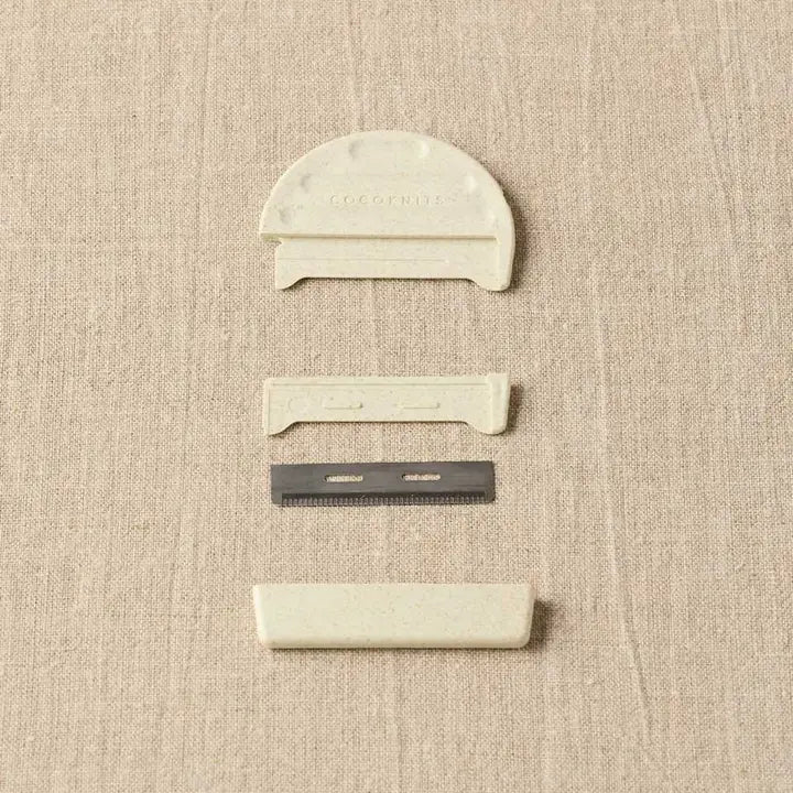 Cocoknits Fuzz Off Comb II