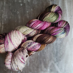 Lavender Lune 75/25 SW Fingering